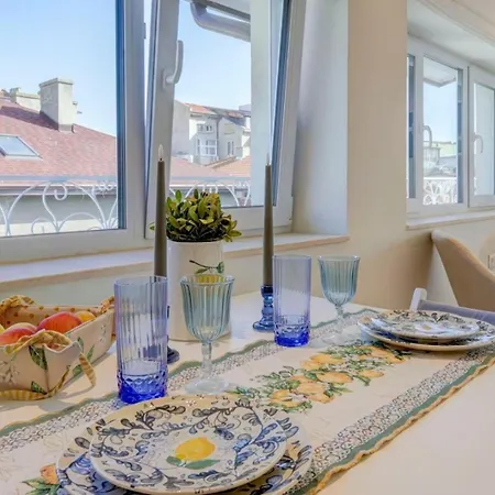 Apartment Sea-inspired Designer • Prime Location Varna